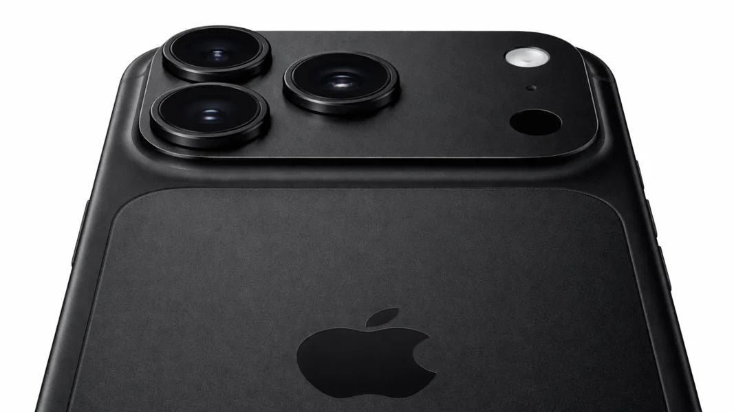 Visual comparison between the iPhone’s classic Space Black and the leaked 18 Pro Dark Gray (Pantone 426C), showing the difference in tone.