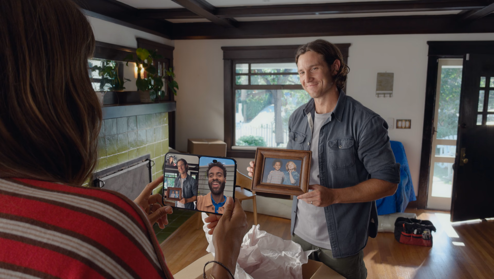 Duo FaceTime con las dos pantallas en uso