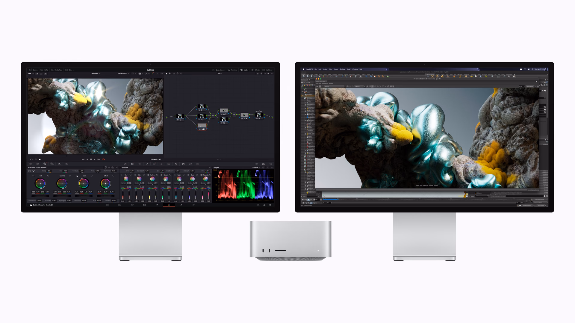 Línea de tiempo de video abierta en DaVinci Resolve Studio con un Mac Studio con M5 Max conectando a dos pantallas.