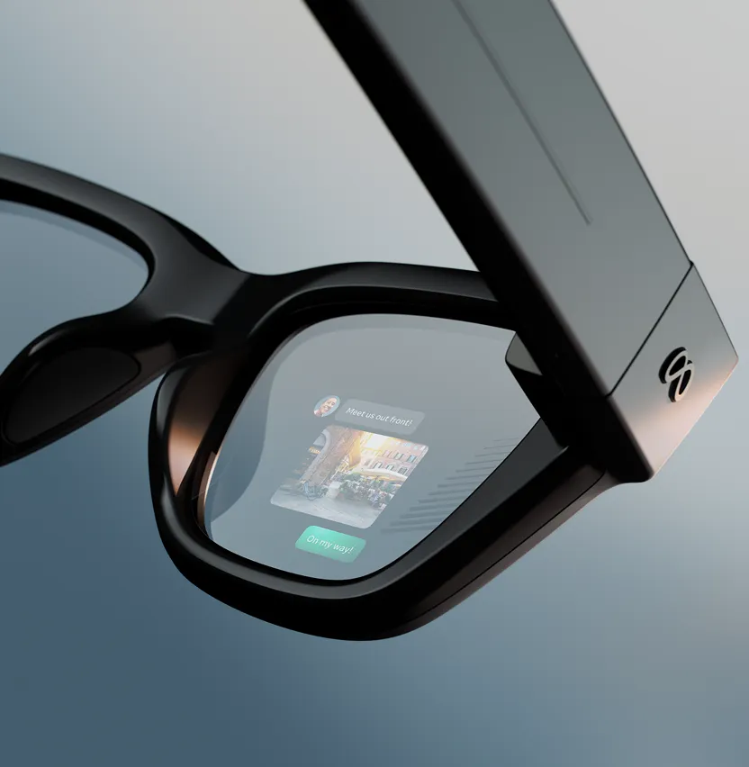 Received message and quick reply visible on the Meta Ray-Ban Display screen