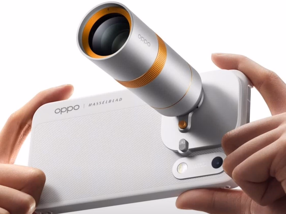 OPPO teleconverter mounted on the white Find X10 Pro Max