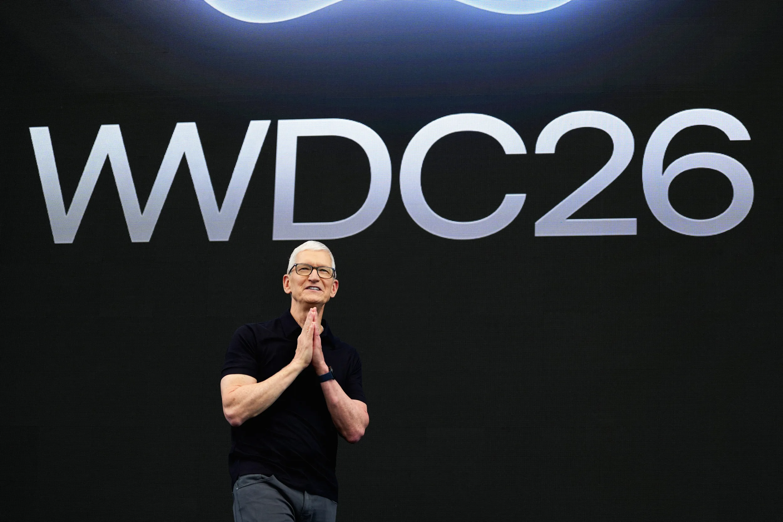 Tim Cook en el escenario durante la keynote de la WWDC 2026